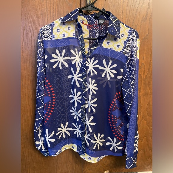 Desigual button down long sleeve - Picture 1 of 9